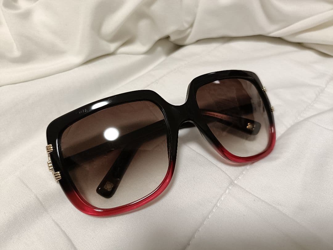 Dior サングラス 赤 スクエア
