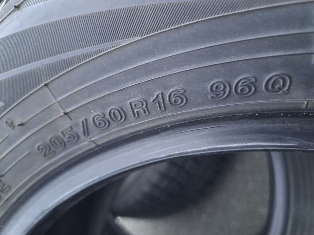 バリ山！205/60R16×4！雪道安心！アイスガードig70送料￥900