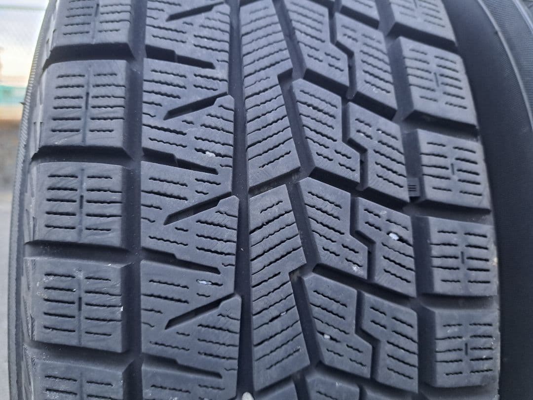 バリ山！205/60R16×4！雪道安心！アイスガードig70送料￥900
