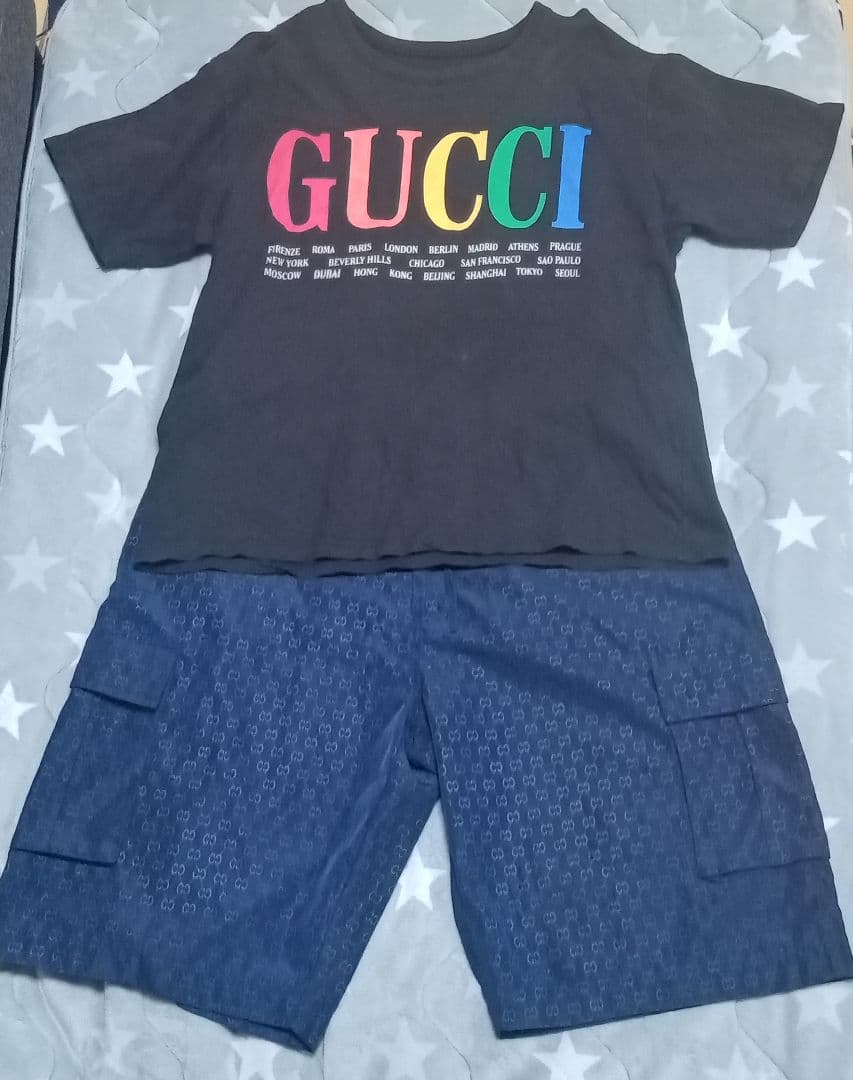 本日のみ最終値下　GUCCI ロゴ Tシャツ　XL ブラック　古着　レアデザイン