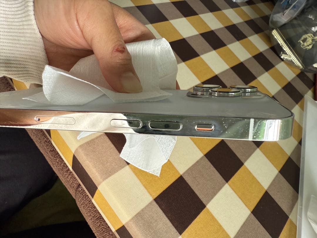 た*か様 背面損傷あり iPhone 14 Pro 箱あり