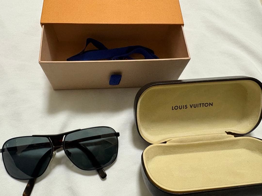 [美品]LOUIS VUITTONサングラス Z0404U