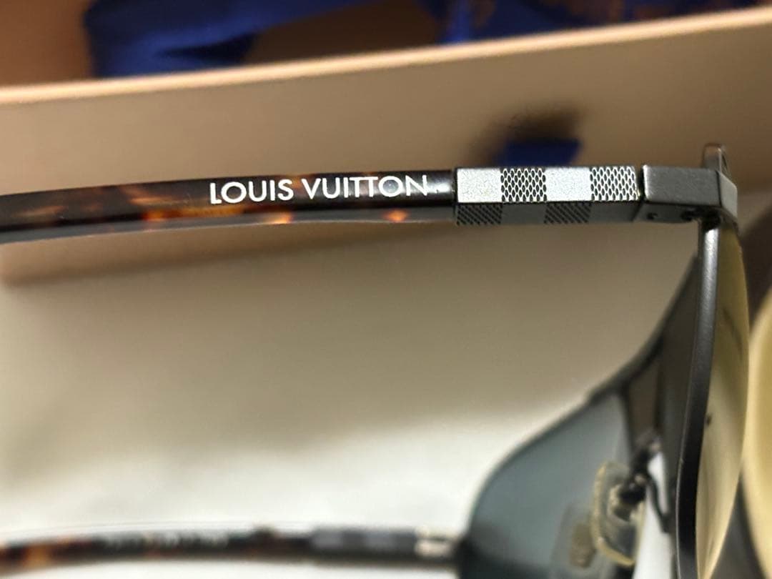 [美品]LOUIS VUITTONサングラス Z0404U