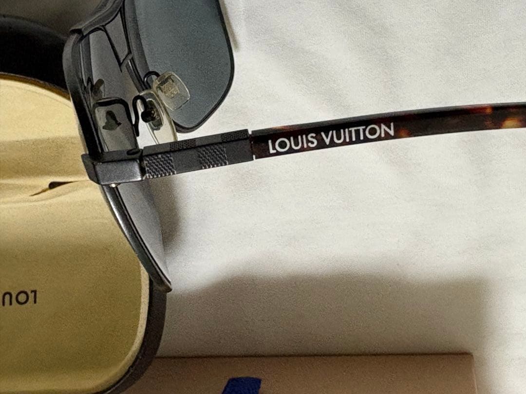 [美品]LOUIS VUITTONサングラス Z0404U
