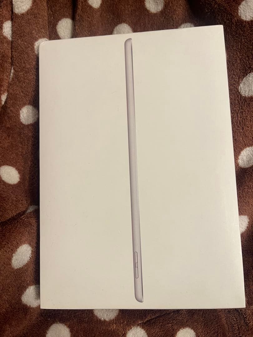 iPad第8世代32G【箱あり】ジャンク扱い・部品取りやサブ機に