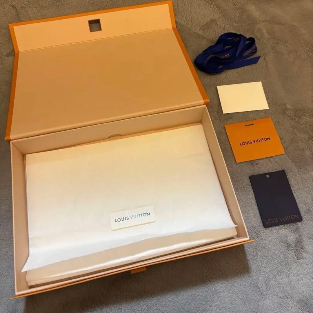 〈未使用品〉〈箱・付属品有〉Louis Vuitton ニット帽　ビーニー