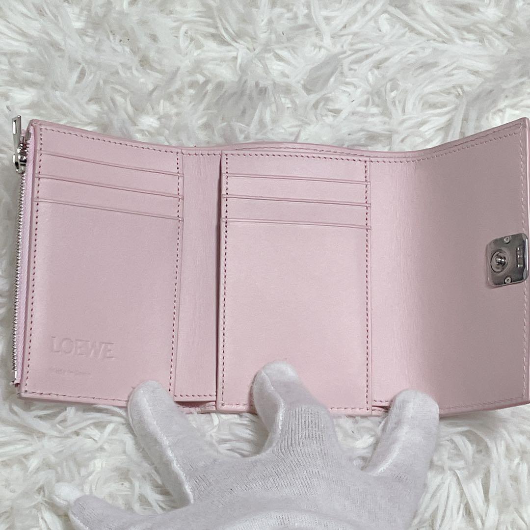 極美品 ロエベ LOEWE アナグラム トライフォールド 三つ折り財布 日本限定