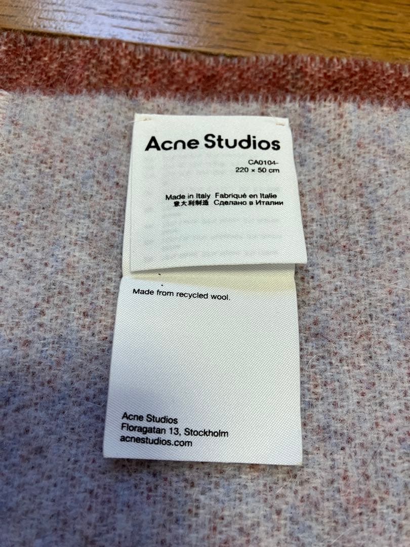 Acne Studios ロゴマフラー 大判 ウール混 イタリア製 ピンク系