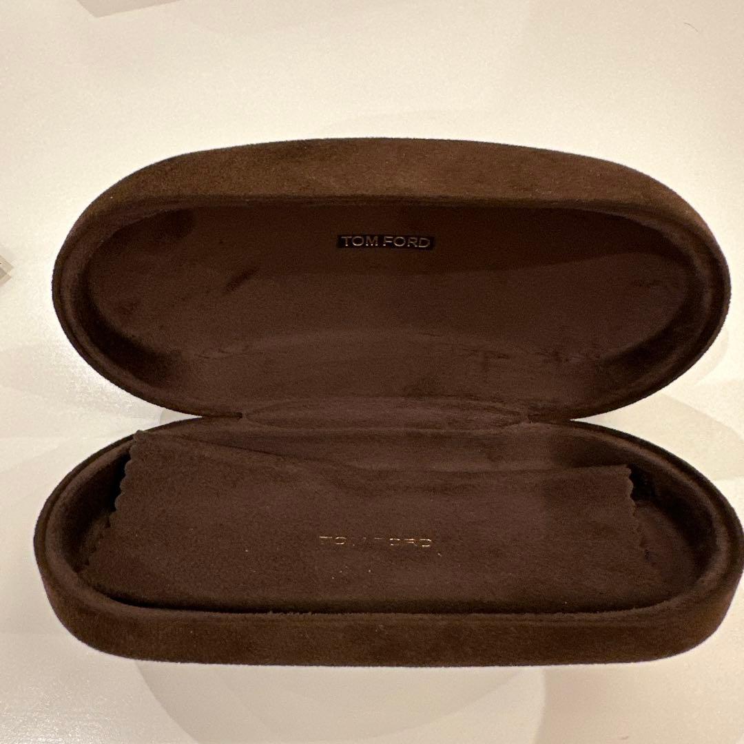 YOU.　TOM FORD ブラック　サングラス　TF539