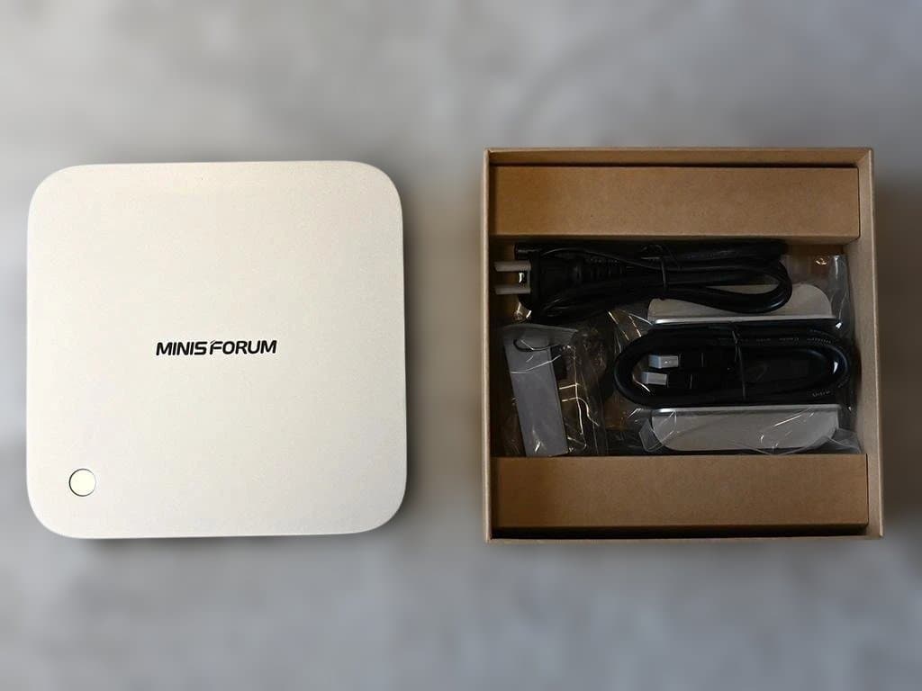 ミニPC Minisforum AI X1 Pro Ryzen AI 9/96GB/2TB