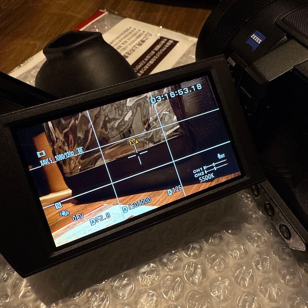ビデオカメラ SONY FDR-AX700