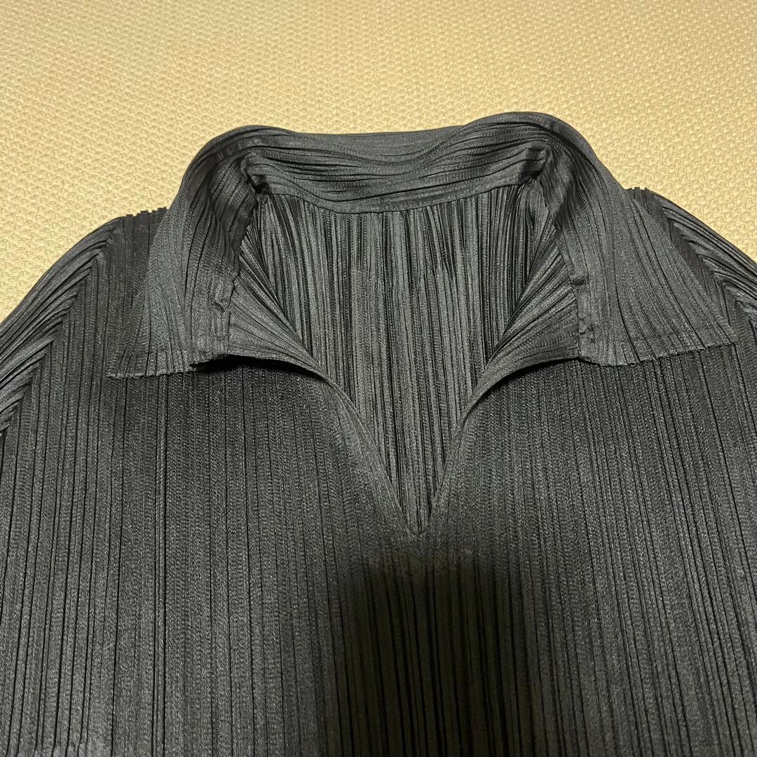 PLEATSPLEASE イッセイミヤケ トップス　襟付カットソー　ブラック　4