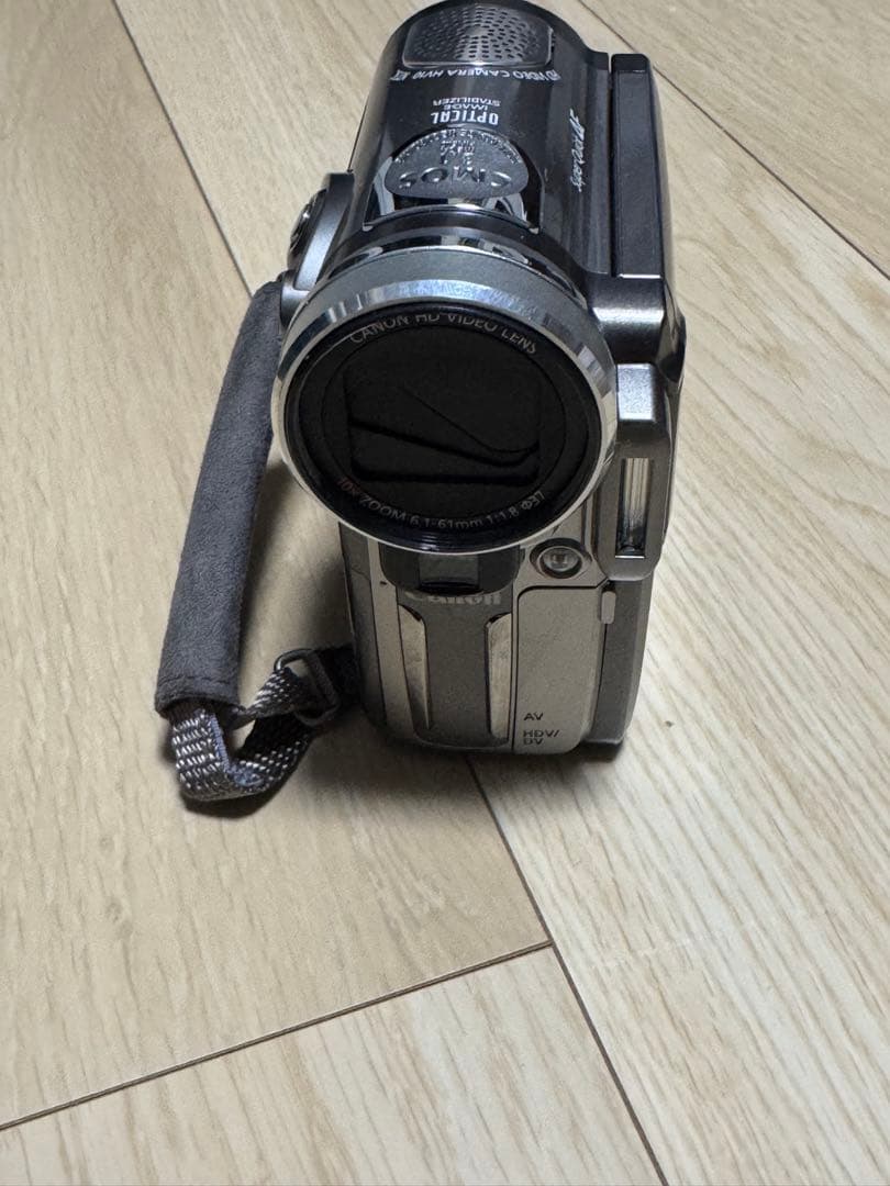 ビデオカメラ Canon iVIS HV10 Mini DV