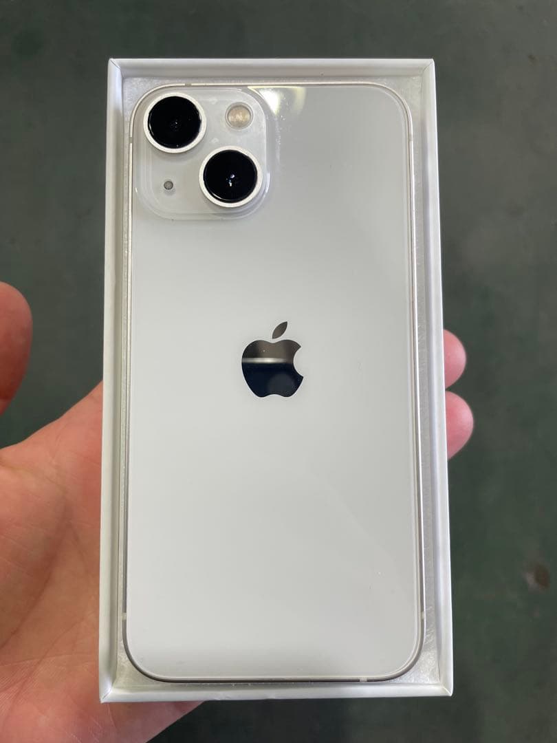 Apple iPhone 13 mini ホワイト 本体【美品】