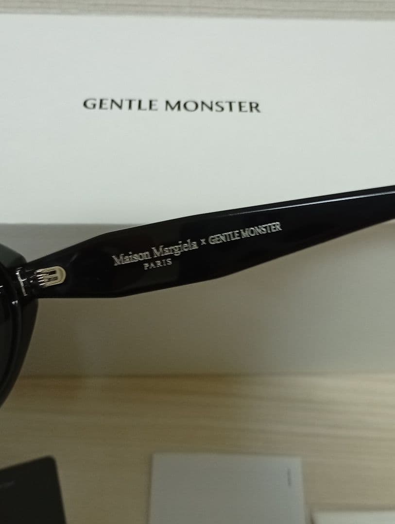 GENTLE MONSTER ブラックサングラス　ジェントルマスターＭＭ209黒