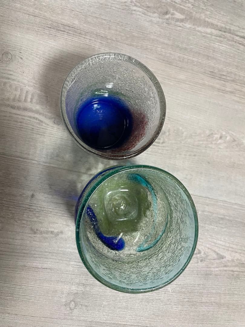 2客　稲嶺盛吉ガラス