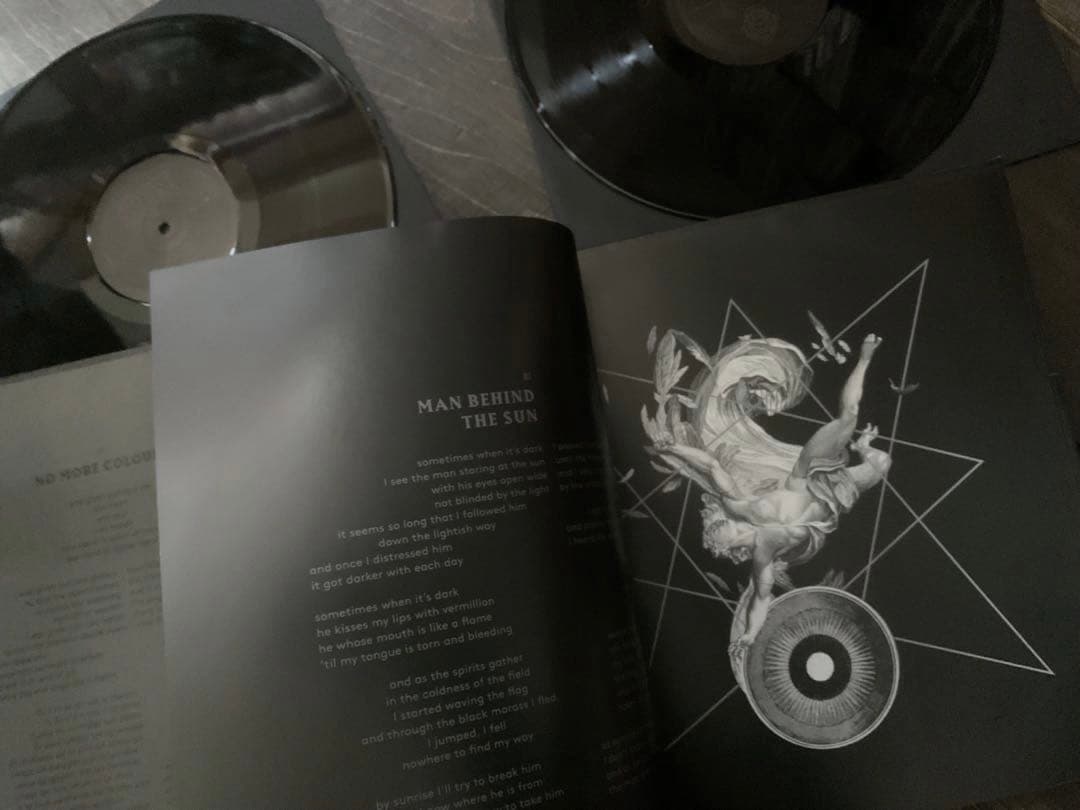 洋楽 SECRETS OF THE MOON - Sun