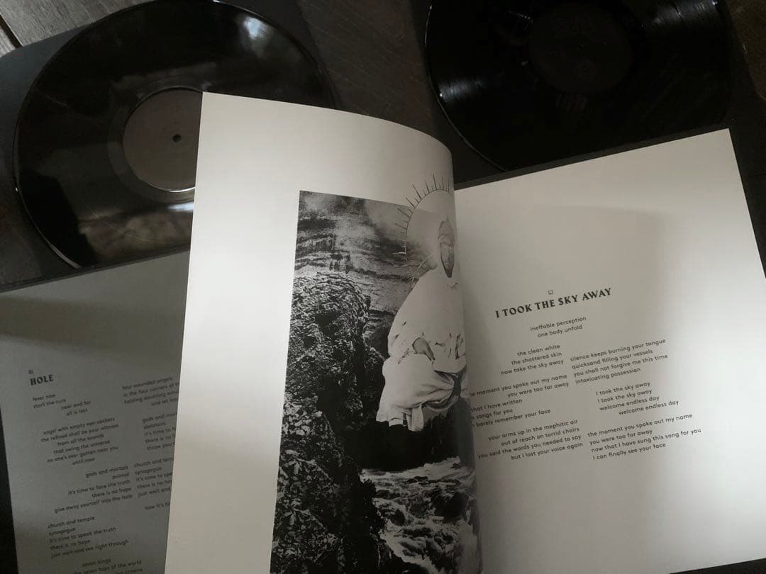 洋楽 SECRETS OF THE MOON - Sun