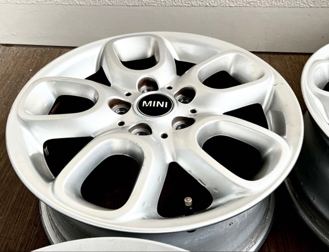 送料無料MINI ミニ純正 F55 F56 ループスポーク 195/55R16