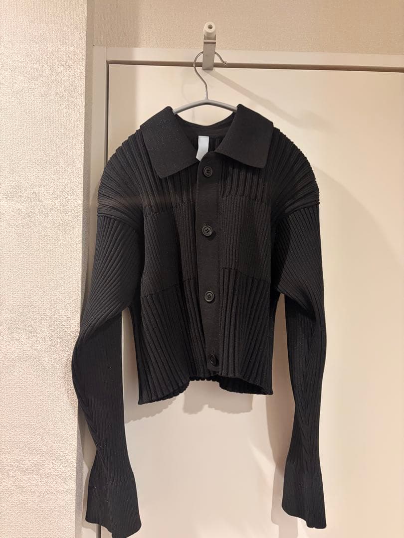 トップス FLUTED GLITTER CROPPED SHIRT CARDIGAN