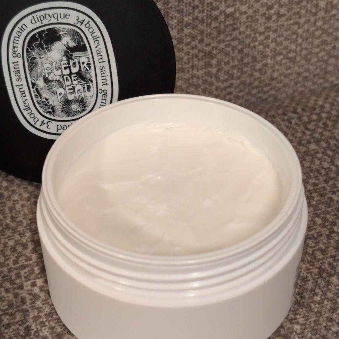 diptyque FLEUR DE PEAU ボディバーム 200mL