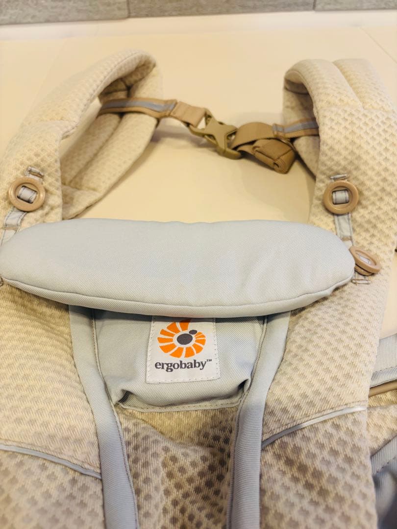 ★値下げ中★ergobaby OMNI breeze【美品・完品】