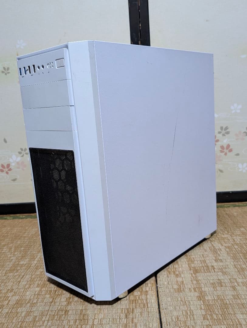 【訳あり動作品】RX vega 56搭載ミドルクラスゲーミングPC