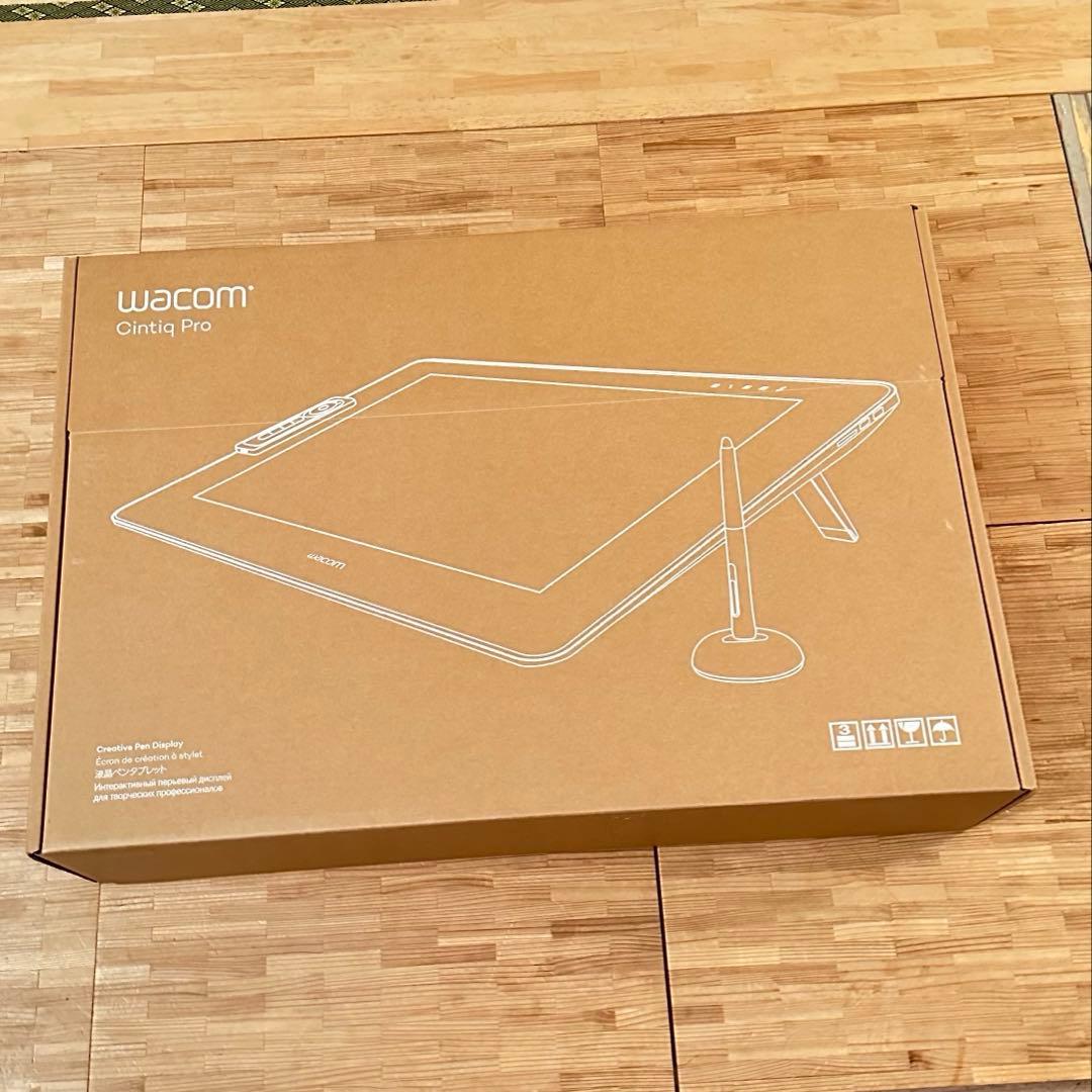 液タブ・ペンタブ Wacom Cintiq Pro DTK-2420/K0