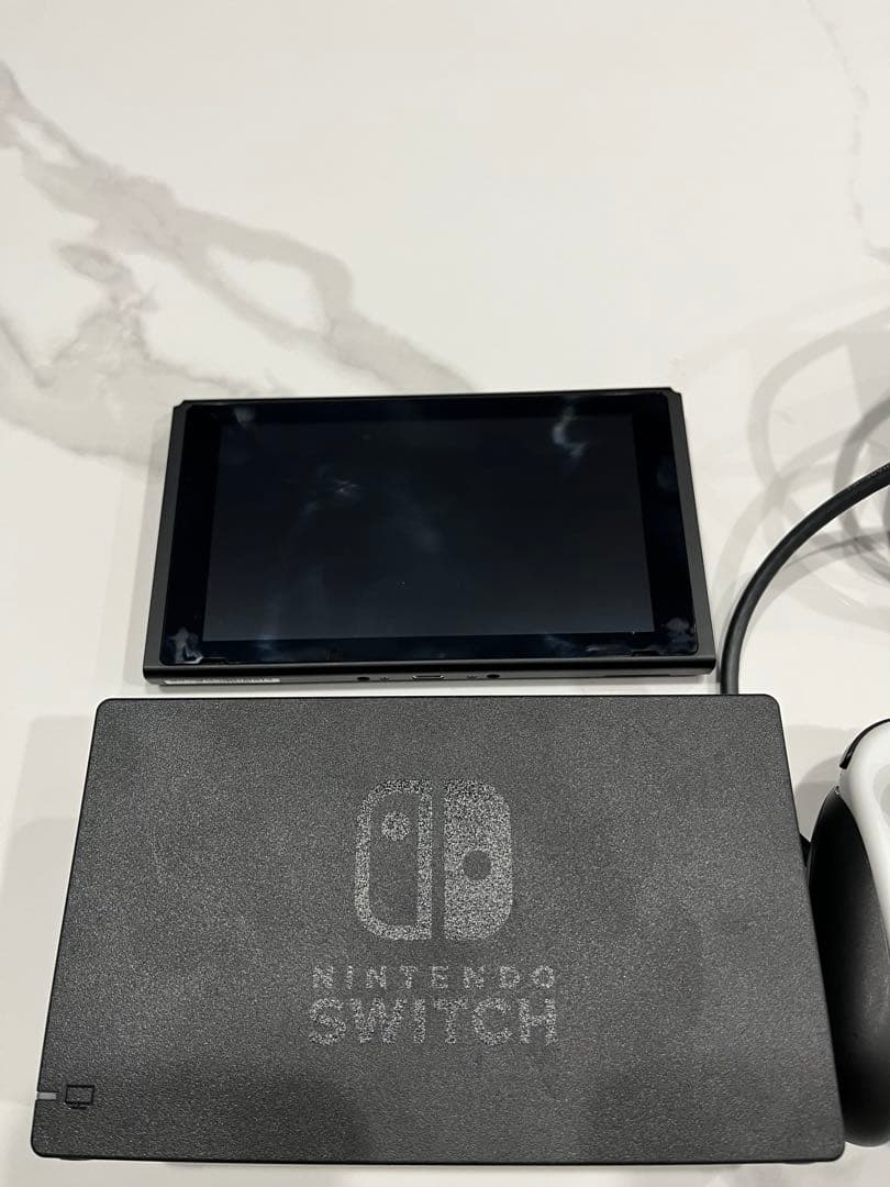 【美品】Nintendo Switch 本体 青/赤