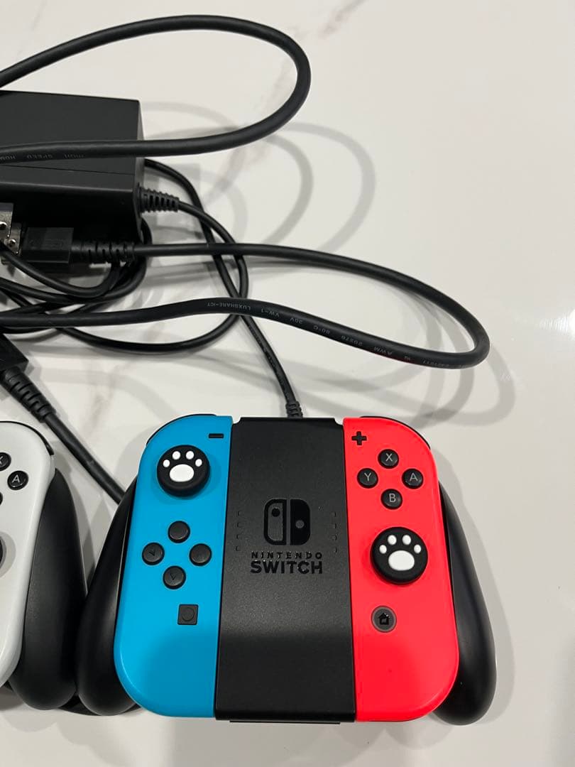 【美品】Nintendo Switch 本体 青/赤