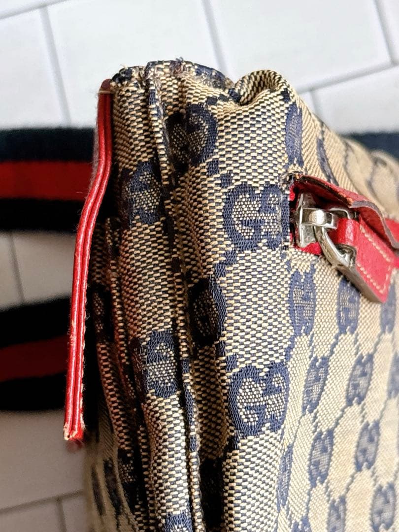 【希少カラー】 GUCCI　ボディーバッグ　ウエストポーチ　GG　シェリーライン