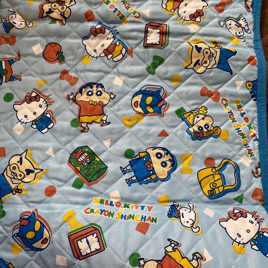 クレヨンしんちゃん　ハローキティ　コラボ　レア　マルチカバー
