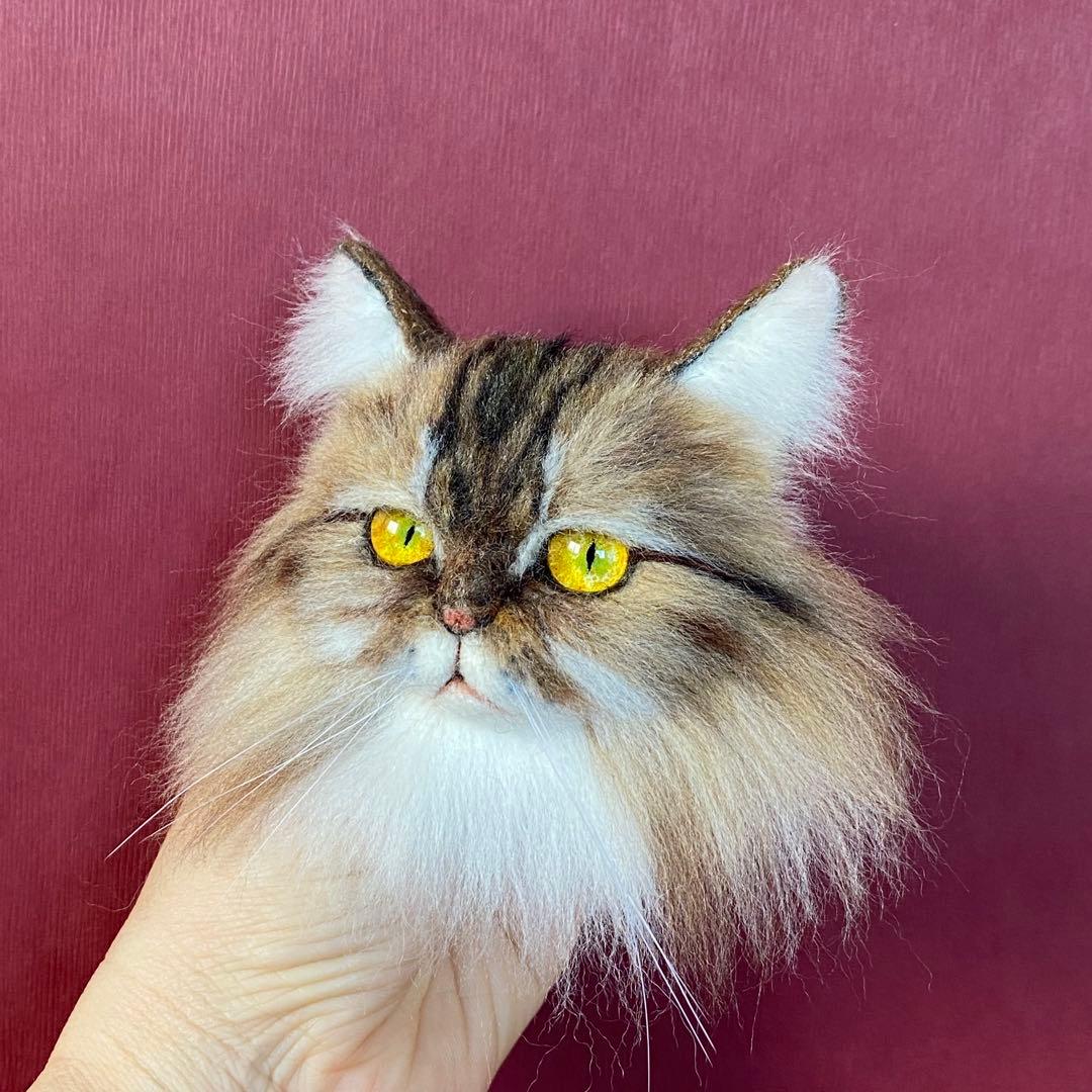 【今月の推し猫】羊毛フェルトブローチ リアルで可愛いペルシャ猫　キャリコ