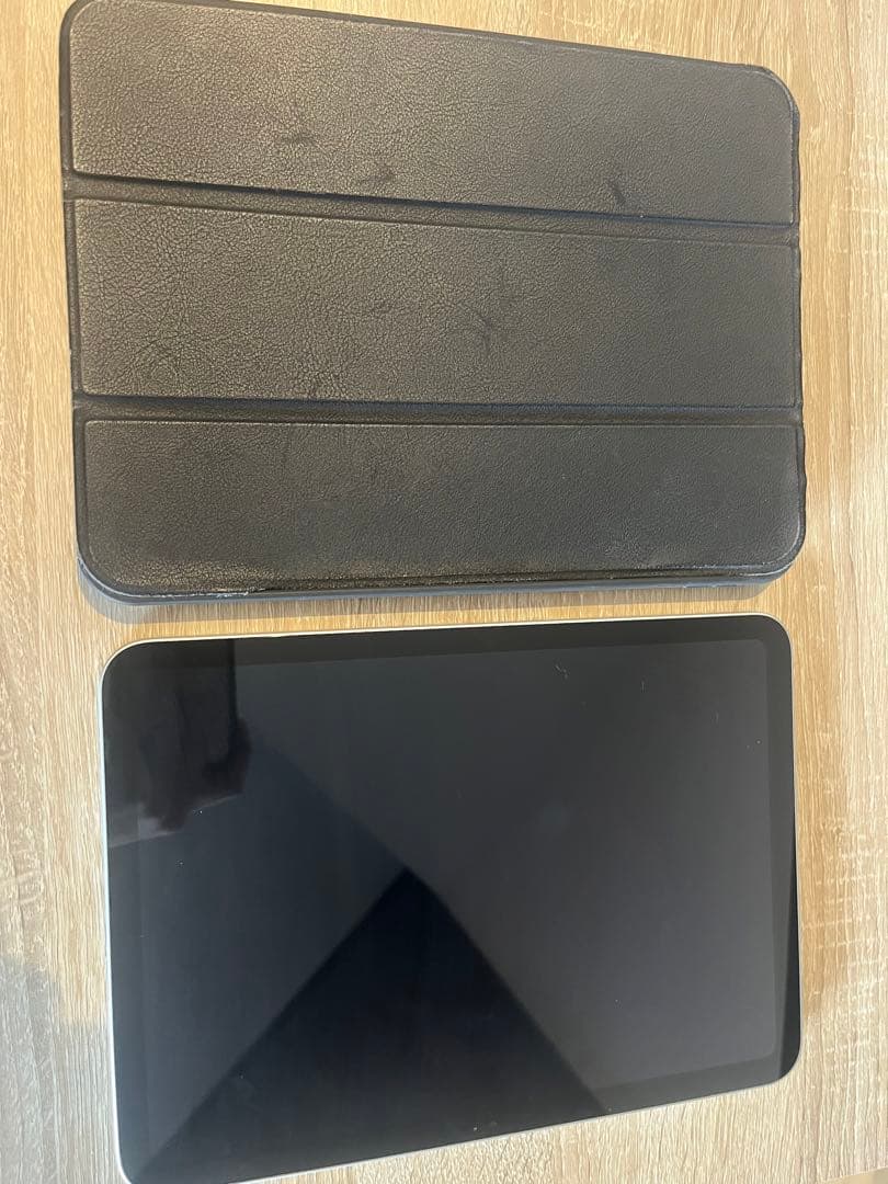 Apple iPad 10世代 シルバー