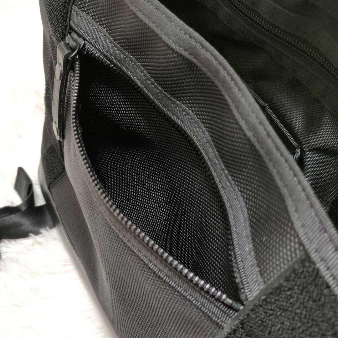 【超美品】PORTER　HEAT　ヒート　メッセンジャーバッグ S　マグライト付