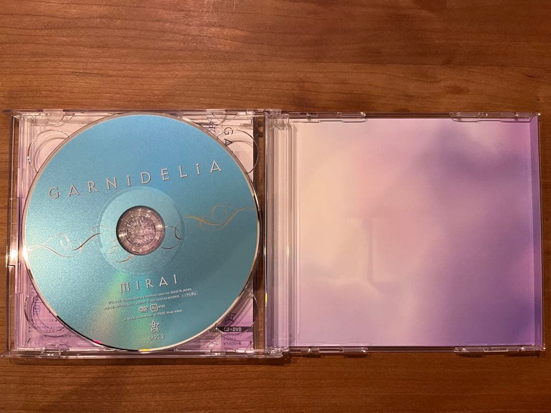 GARNiDELiA MIRAI 初回生産限定盤　直筆サイン入り