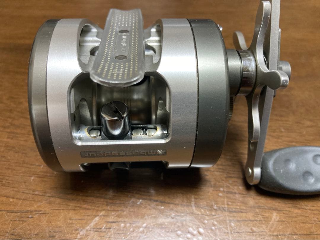 アブ　モラムSX1600Cマグ　実釣メイン機