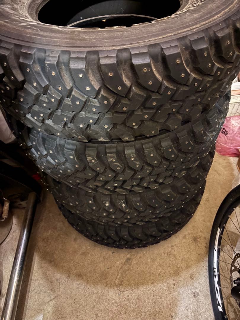 さ*と様 ブリヂストン　ブリジストン　スタッドレス スパイク スノーアタック　ラ