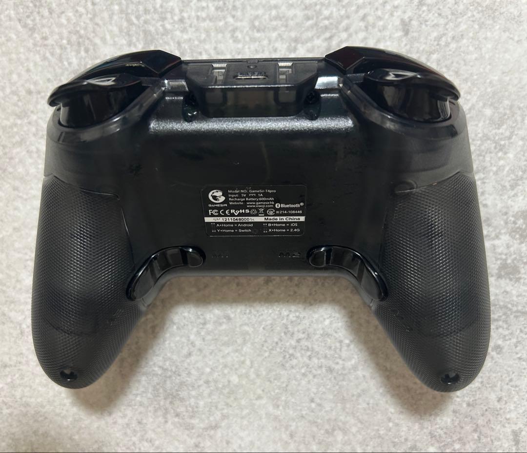 任天堂　スイッチ　本体　GAMESIR T4PRO ケース　コントローラー