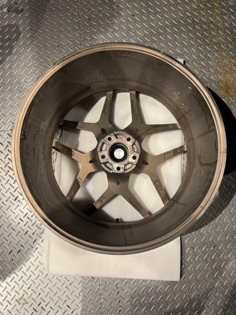22インチ ゴールド 5スポーク アルミホイール ROHANA WHEELS