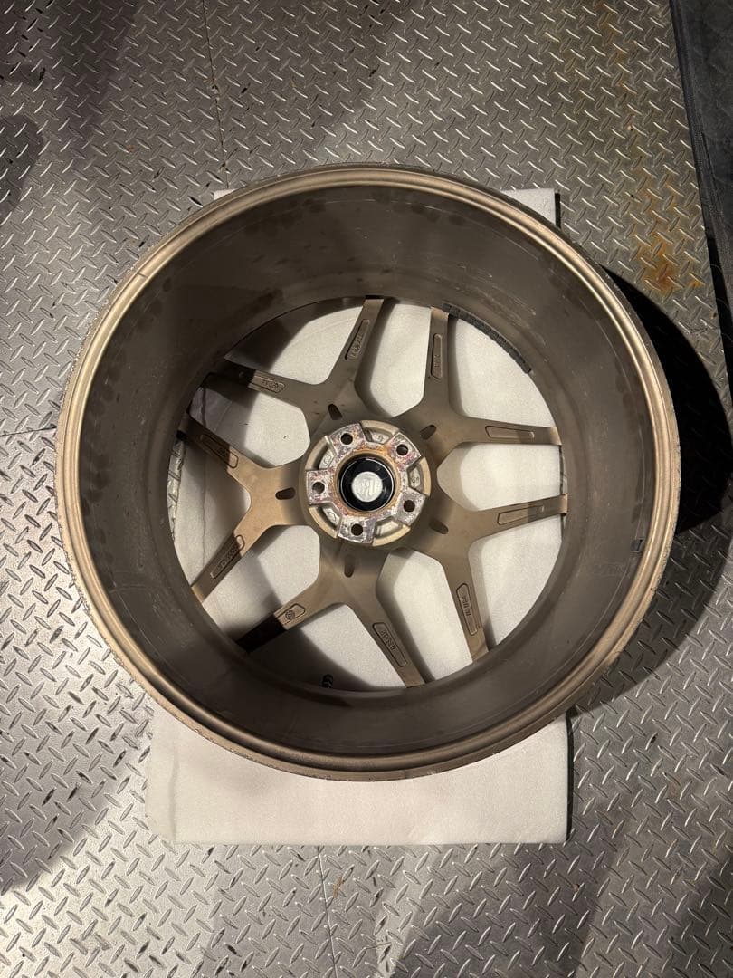 22インチ ゴールド 5スポーク アルミホイール ROHANA WHEELS