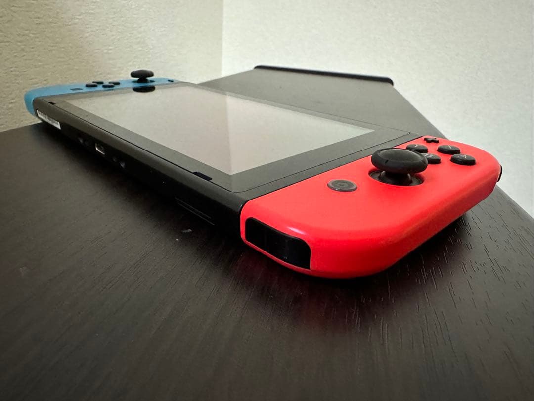 Nintendo Switch 本体 青/オレンジ Joy-Con付き　バッグ付