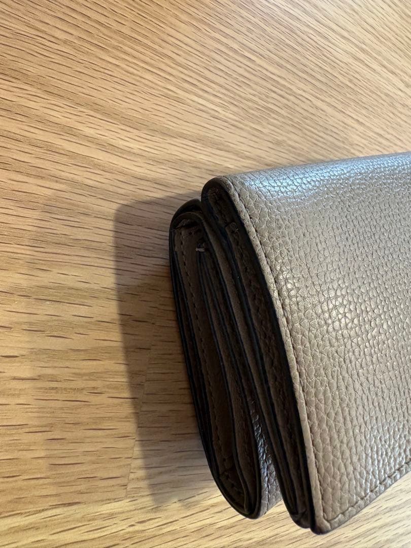 正規品　LOEWE ロエベ アナグラム トライフォールド ウォレット　付属品あり