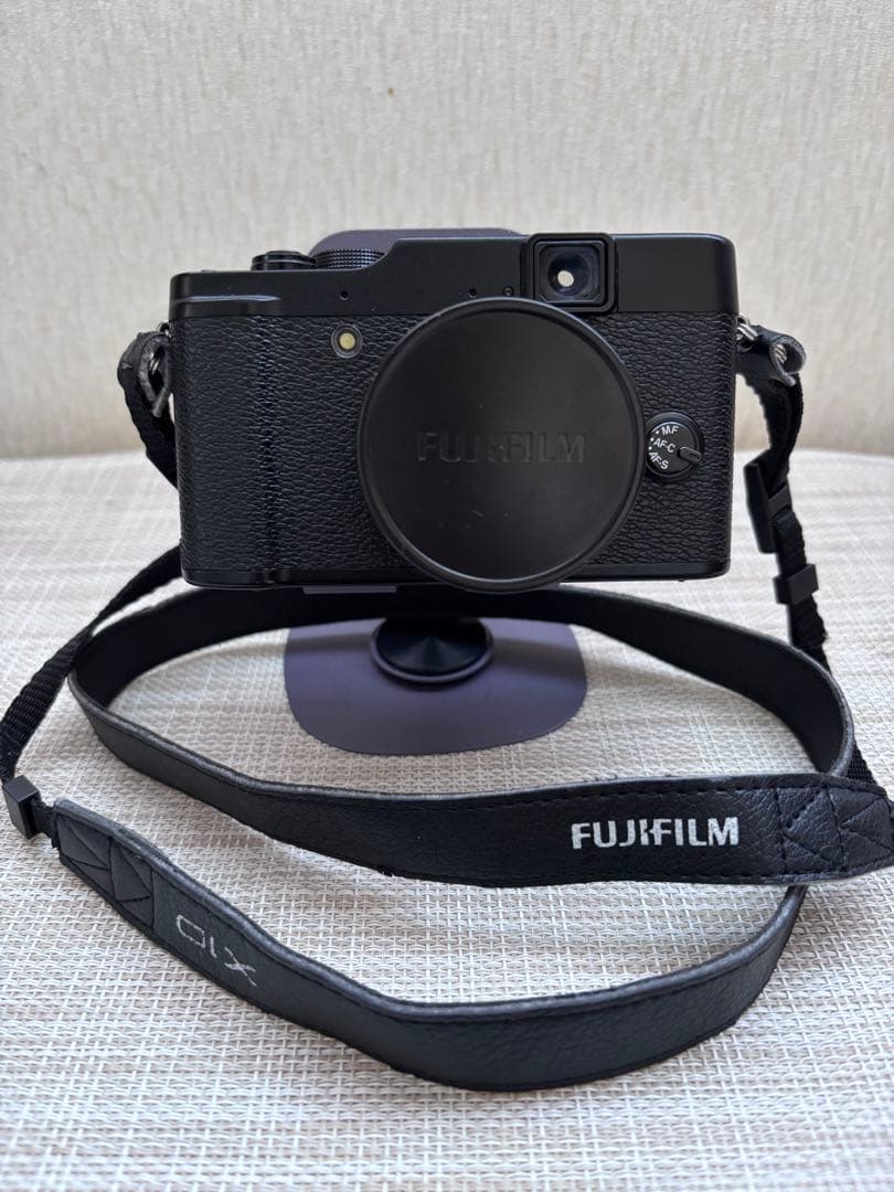 【美品】FUJIFILM X10 デジタルカメラ