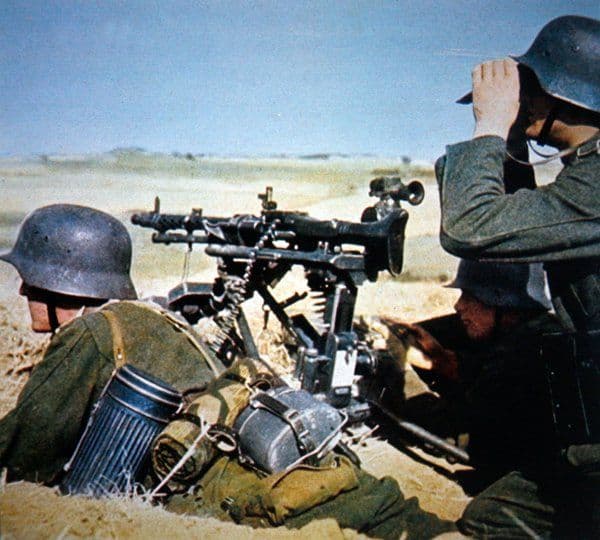 ポ*ー様 1942’s★ ドイツ国防軍装甲師団★アイアンクロス・実弾Neckla