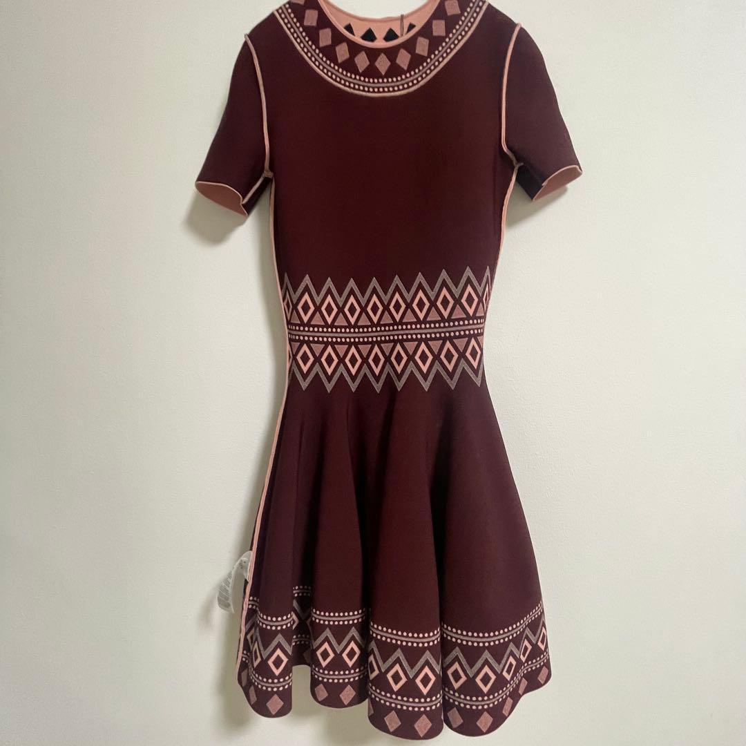 タグ未使用Alexander McQueen 幾何学ジャガード ニットワンピース