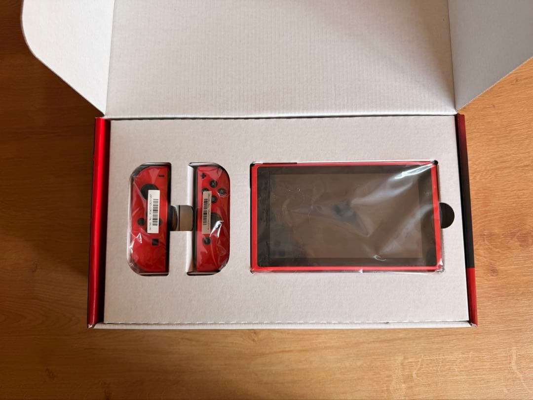 Nintendo Switch マリオレッド×ブルー 本体 + 付属品