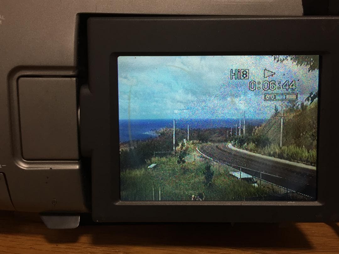 撮影再生ダビングOK　SONY　CCD-TRV90　付属品あり　Hi8　大画面