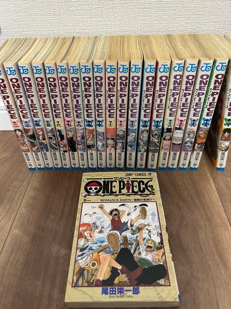 ONE PIECE ワンピース 1〜110巻 関連本 計112冊
