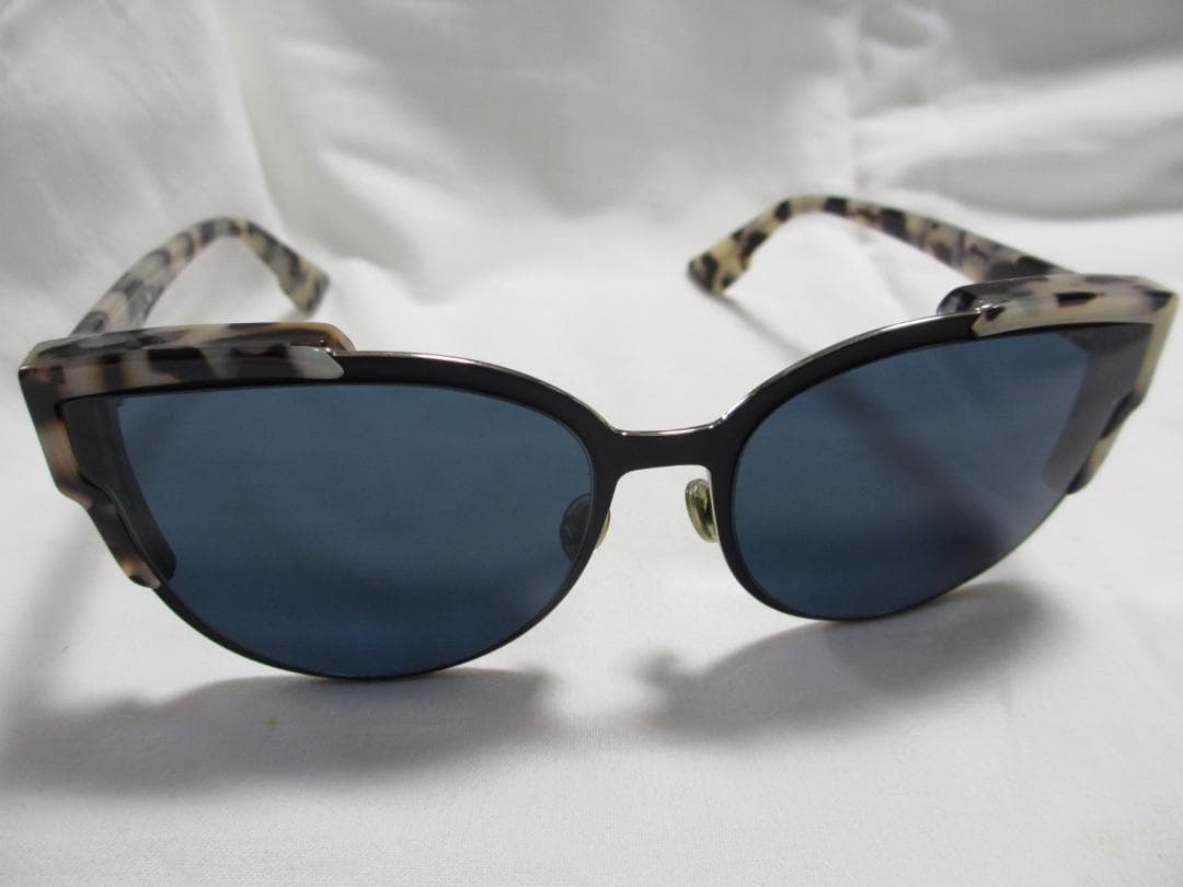 ★ Christian　Dior ディオール　サングラス　P7HKU